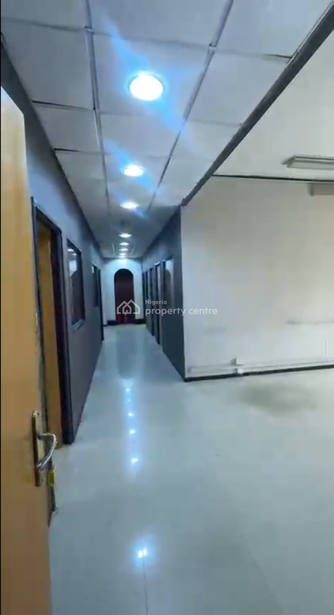210 Sqm Nicely Finished Commercial Space on First Floor, Victoria Island (vi), Lagos, Commercial Property for Rent