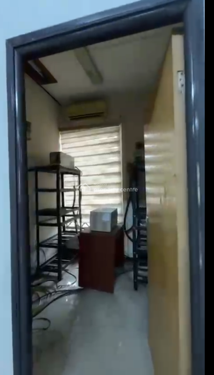 210 Sqm Nicely Finished Commercial Space on First Floor, Victoria Island (vi), Lagos, Commercial Property for Rent
