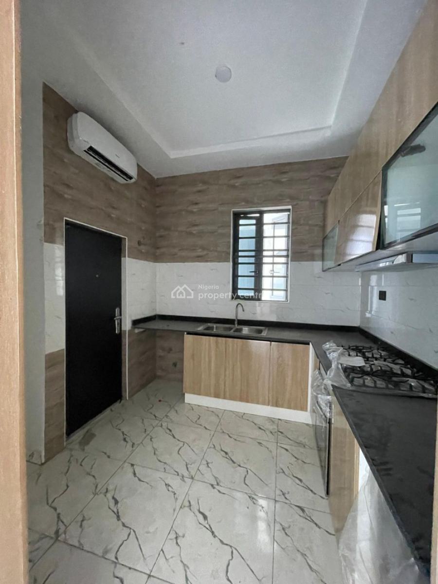 2 Bedroom Apartment, Ologolo, Lekki, Lagos, Flat / Apartment for Rent