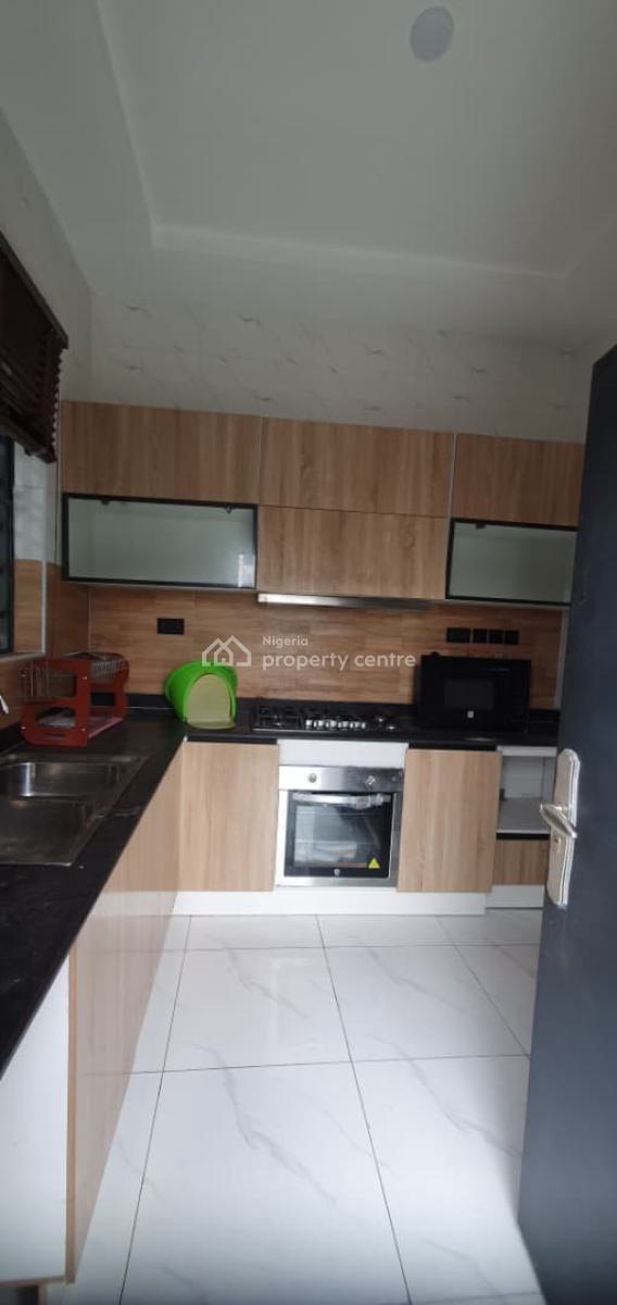 Luxuriously Furnished 2bedroom Apartment in a Serene Mini Estate, Eros Court, Ologolo, Lekki Lagos, Ologolo, Lekki, Lagos, Flat / Apartment for Rent