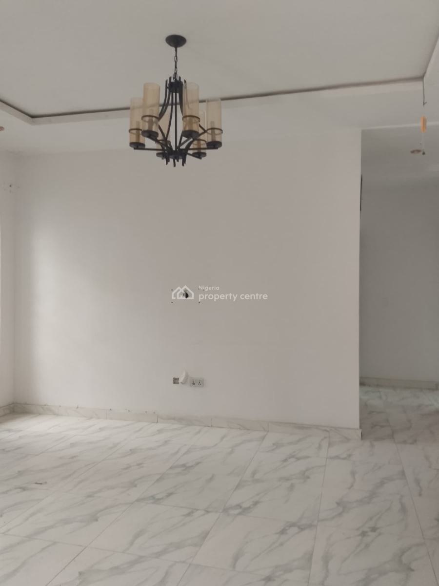 Well Maintained 3 Bedroom, Illasan, Ikate, Lekki, Lagos, Flat / Apartment for Rent