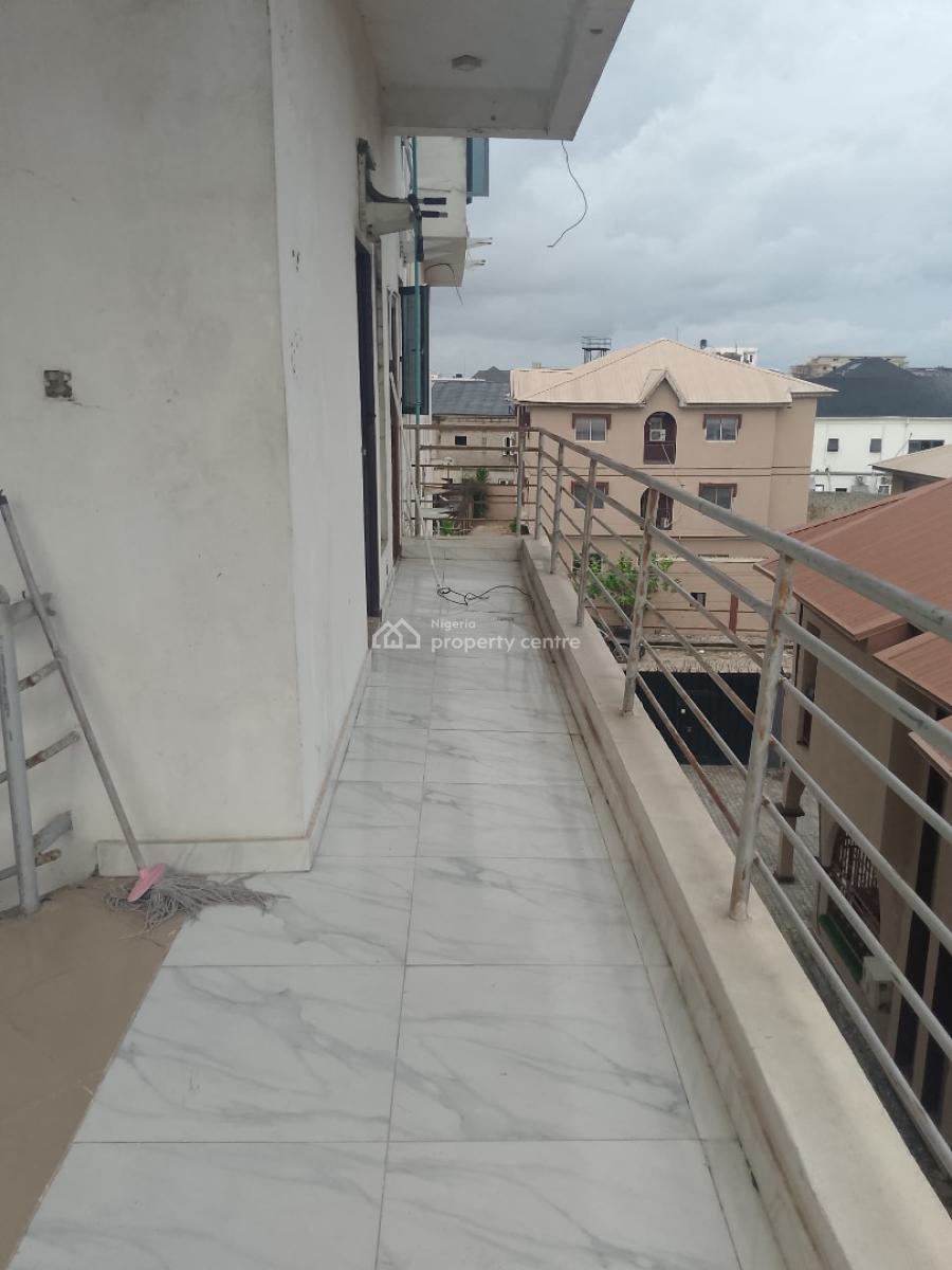 Well Maintained 3 Bedroom, Illasan, Ikate, Lekki, Lagos, Flat / Apartment for Rent