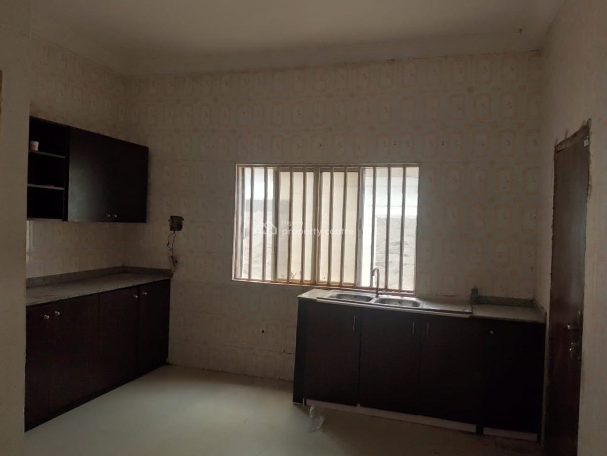4-bedroom Wing of Duplex + 1 Room Bq, Le, Lekki Phase 1, Lekki, Lagos, Semi-detached Duplex for Rent