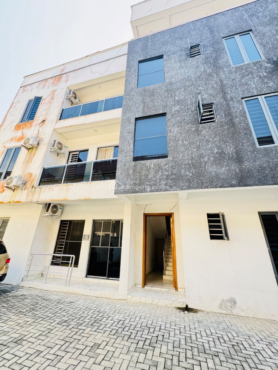 Spacious and Fully Furnished 2 Bedroom Apartment Available, Orchid Road, Lekki, Lagos, Flat / Apartment for Sale