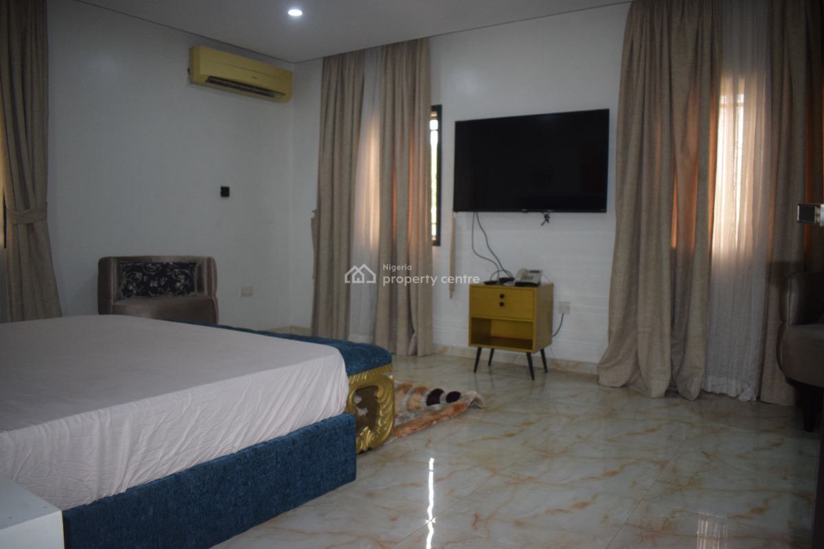 Luxury Fully Furnished 3bedrooms Flat, Queens Drive Ikoyi, Ikoyi, Lagos, Flat / Apartment for Rent