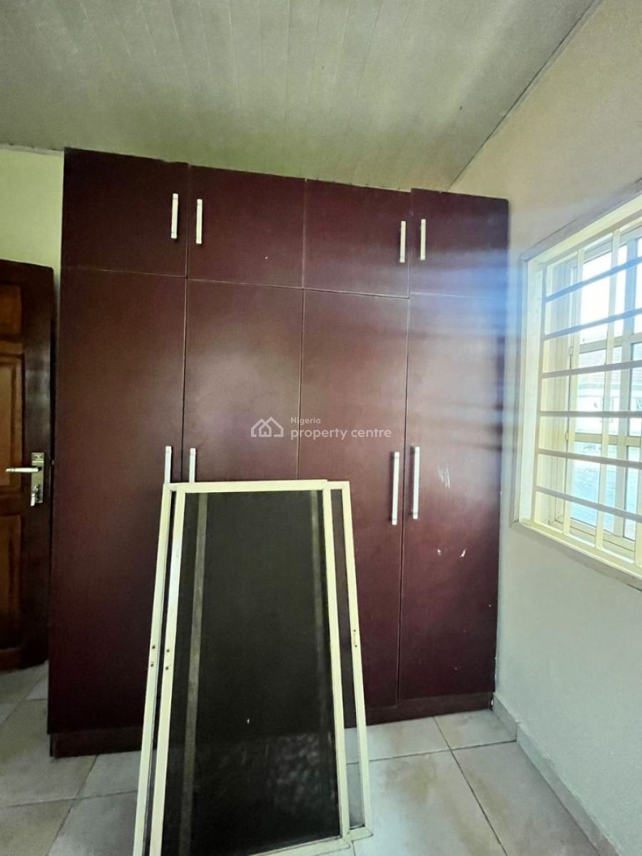 Comfortable 3 Bedroom Apartment, Idado, Lekki, Lagos, Flat / Apartment for Rent