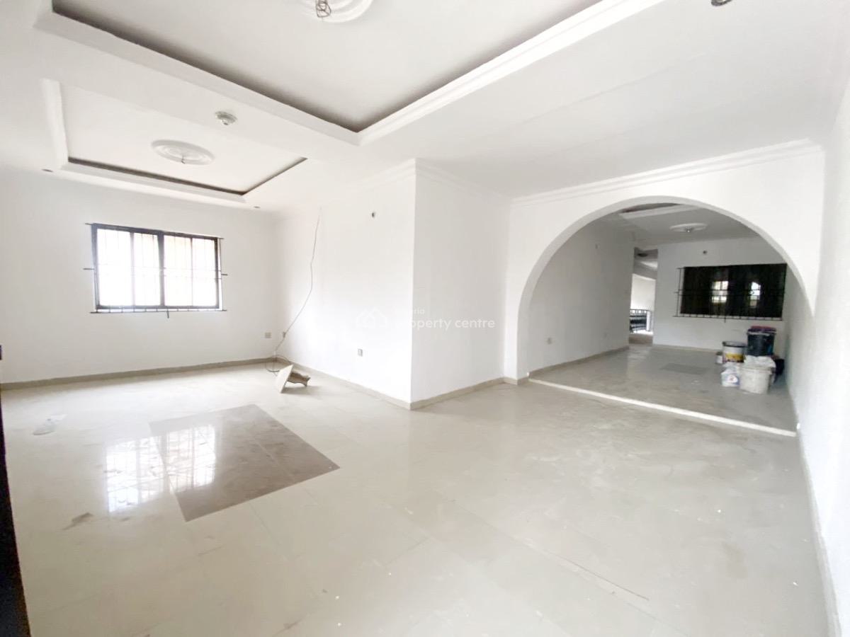 a Well Maintained Spacious 3 Bedroom Flat, Gra Phase 1, Magodo, Lagos, Flat / Apartment for Rent