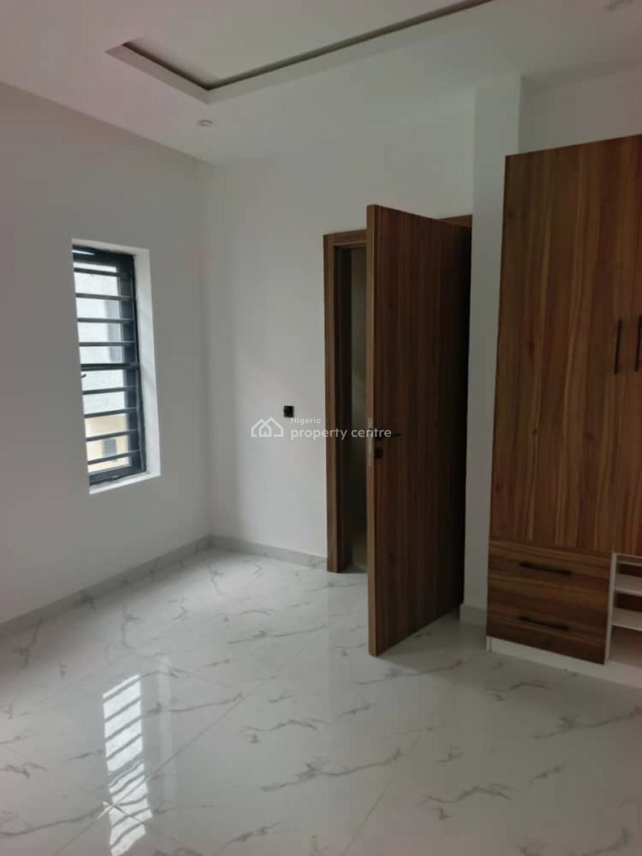a Standard Well Built 6 Bedrooms Detached Duplex, Ikeja Gra, Ikeja, Lagos, Detached Duplex for Sale