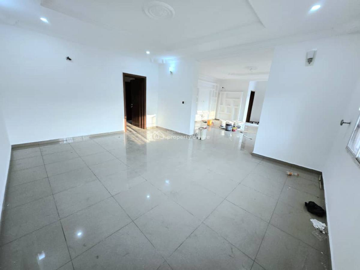 Lovely Spacious 3-bedroom Apartment with Bq, Off Remi Olowude, Lekki Right, Lekki Phase 1, Lekki, Lagos, Flat / Apartment for Rent