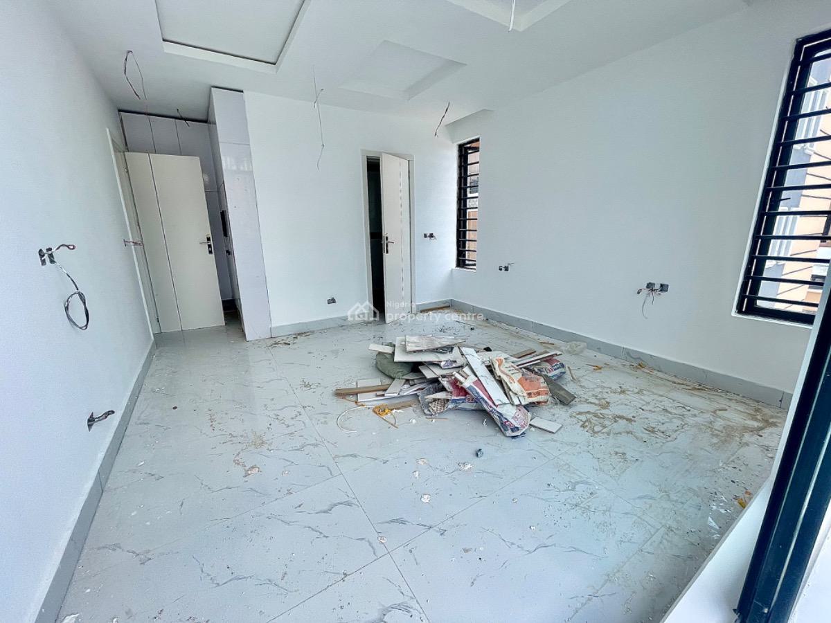 Brand New 2 Bedrooms Apartment, Lekki Phase 1, Lekki, Lagos, Flat / Apartment for Sale