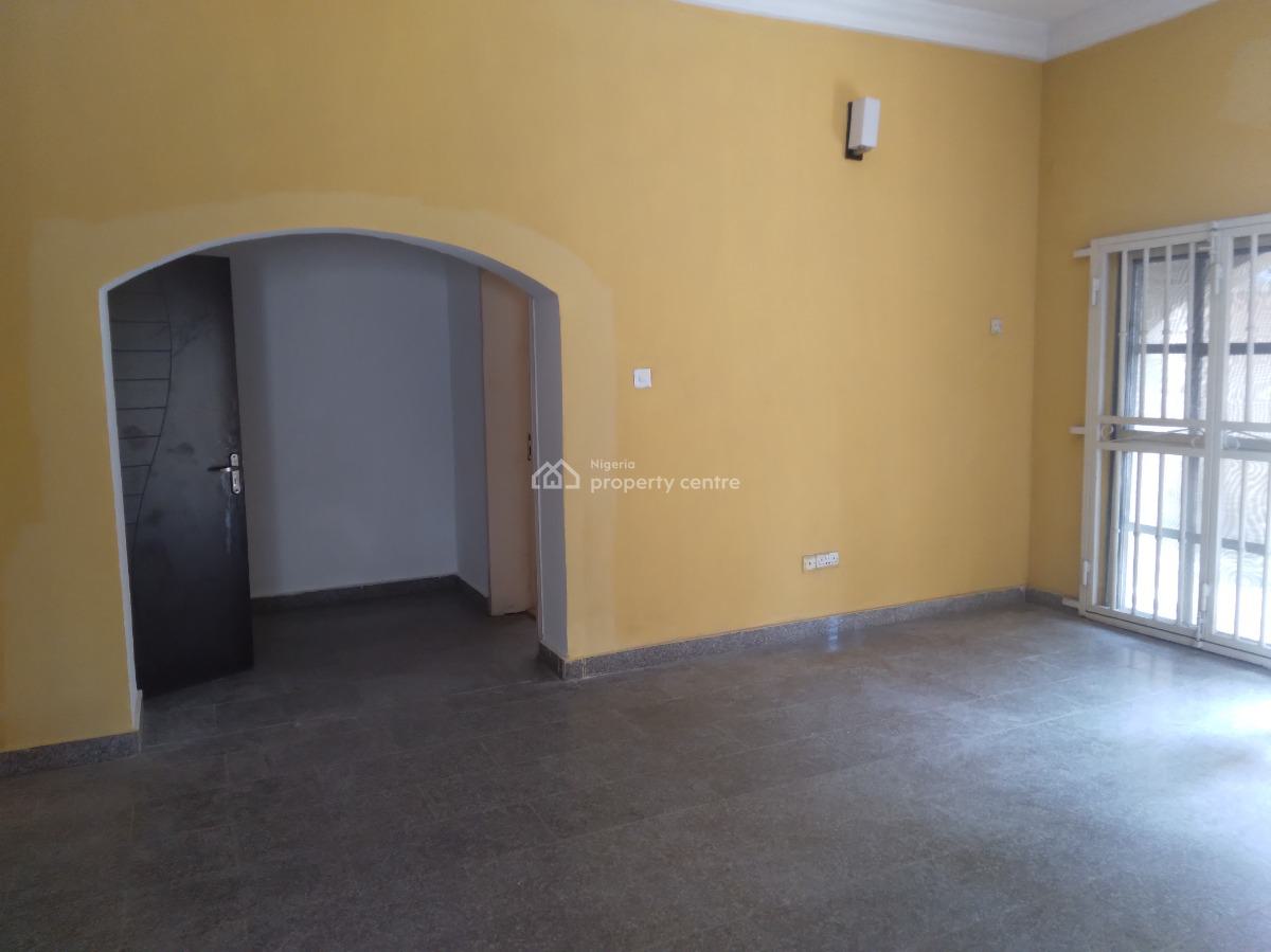 Spacious 4 Bedooms Duplex + 2 Rooms Bq + Anteroom + Laundry Etc, Lekki Phase 1, Lekki, Lagos, Semi-detached Duplex for Rent