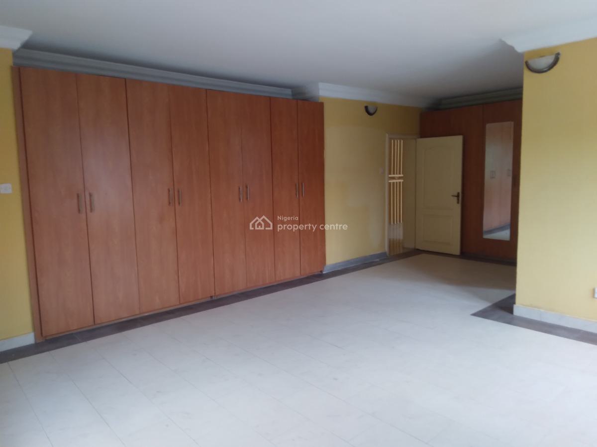 Spacious 4 Bedooms Duplex + 2 Rooms Bq + Anteroom + Laundry Etc, Lekki Phase 1, Lekki, Lagos, Semi-detached Duplex for Rent