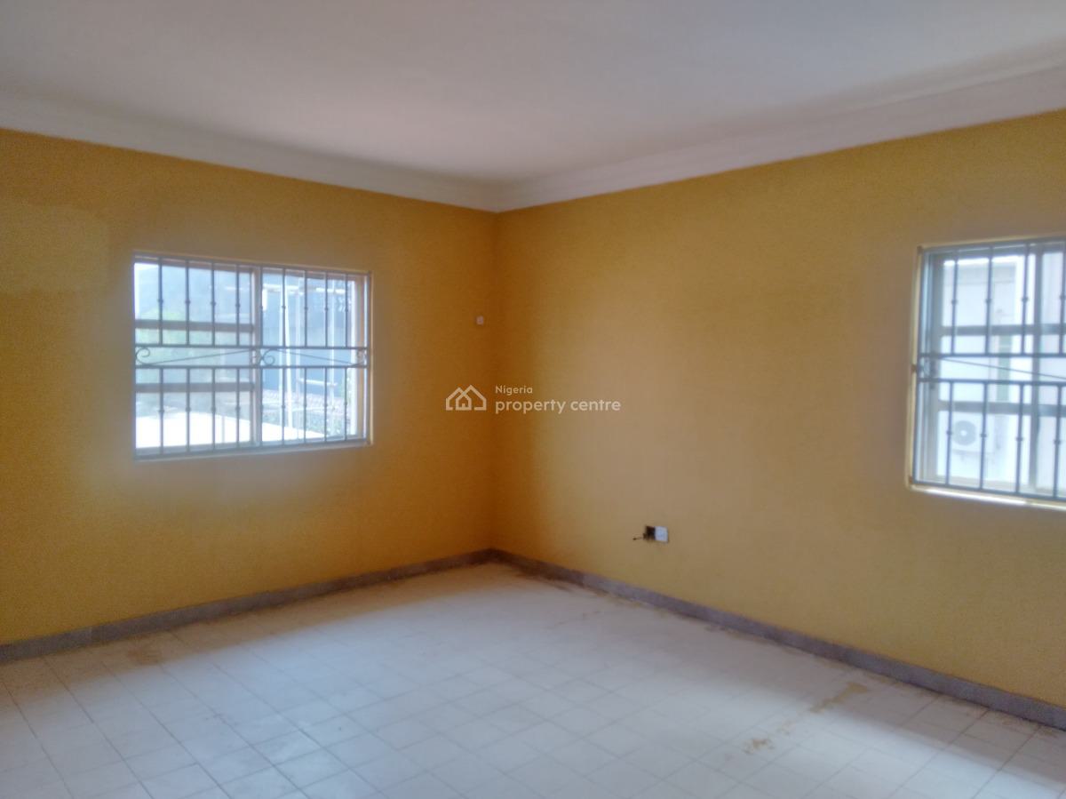 Spacious 4 Bedooms Duplex + 2 Rooms Bq + Anteroom + Laundry Etc, Lekki Phase 1, Lekki, Lagos, Semi-detached Duplex for Rent