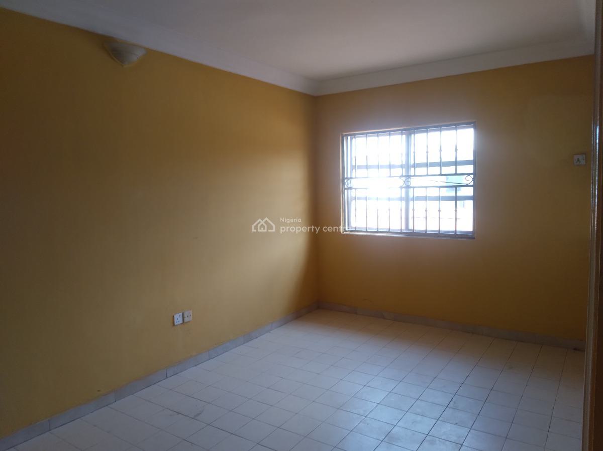 Spacious 4 Bedooms Duplex + 2 Rooms Bq + Anteroom + Laundry Etc, Lekki Phase 1, Lekki, Lagos, Semi-detached Duplex for Rent