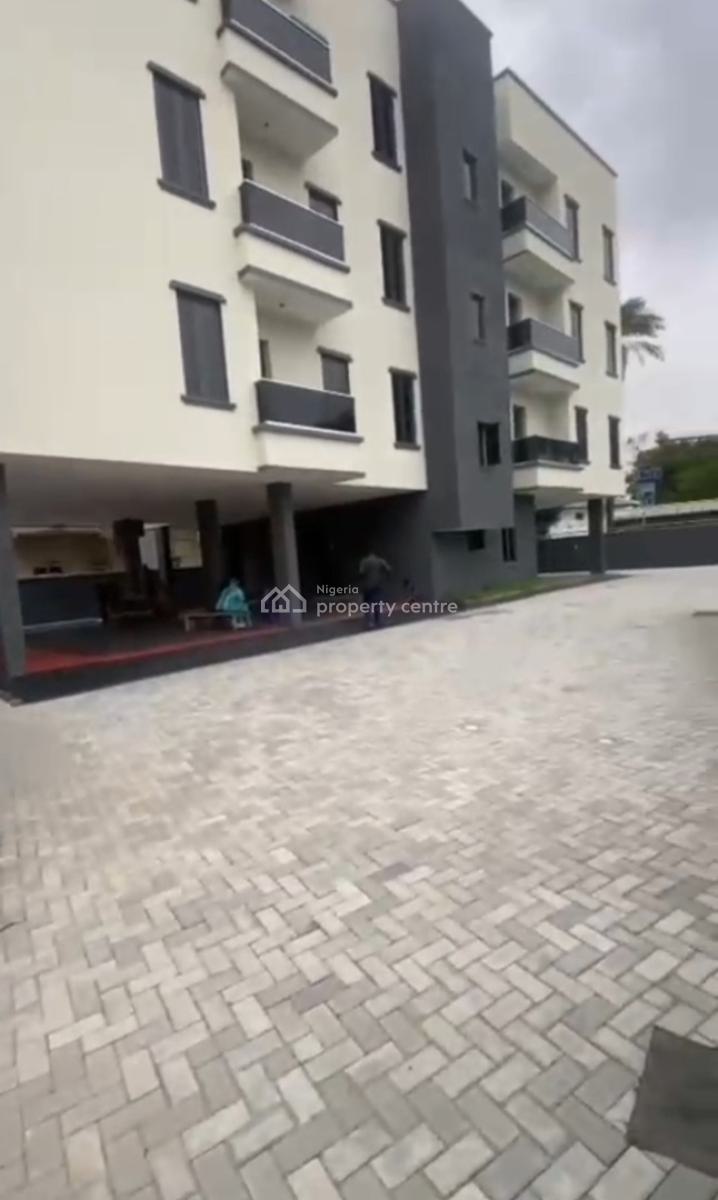 Luxury 3 Bedroom Apartment with Bq, Pool & Gym, Off Queens Drive, Ikoyi, Lagos, Flat / Apartment for Rent