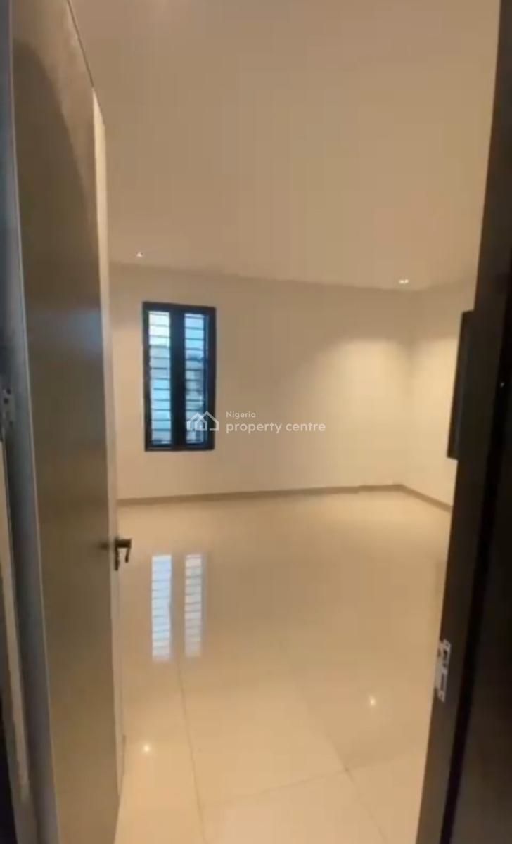Luxury 3 Bedroom Apartment with Bq, Pool & Gym, Off Queens Drive, Ikoyi, Lagos, Flat / Apartment for Rent