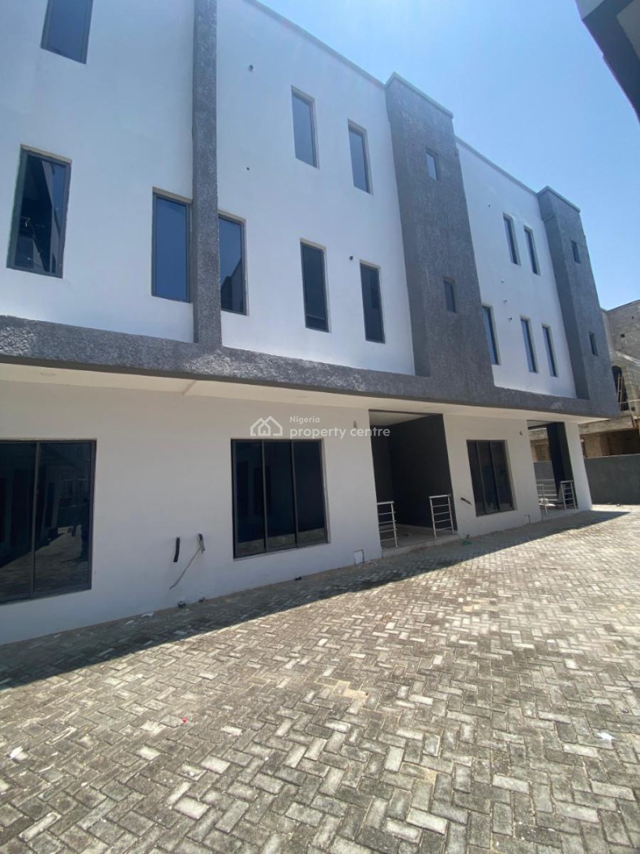 4 Bedrooms Terraced Duplex with a Room Bq, Ikota Gra, Ikota, Lekki, Lagos, Terraced Duplex for Sale