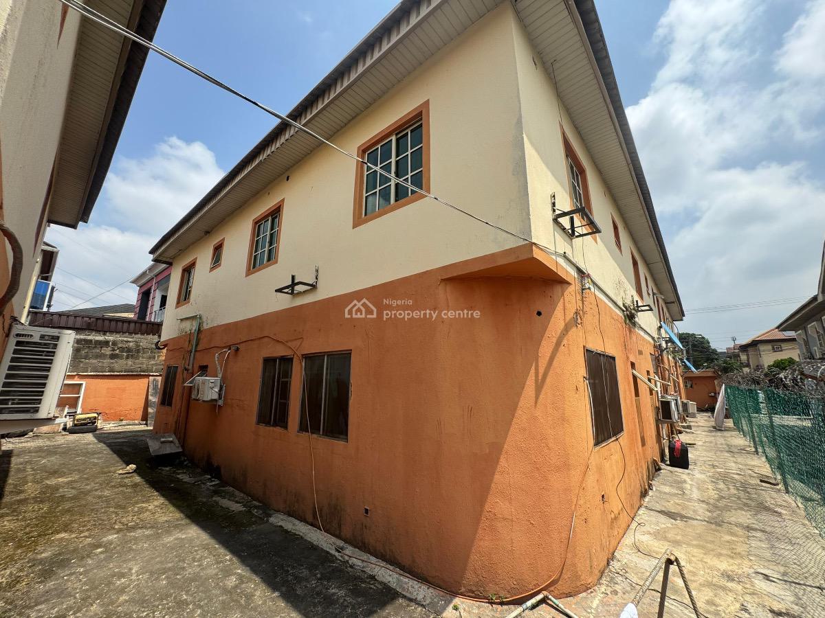 Demolishable House on 784sqm in a Serene and Secured Estate, Gra Phase 1, Magodo, Lagos, House for Sale