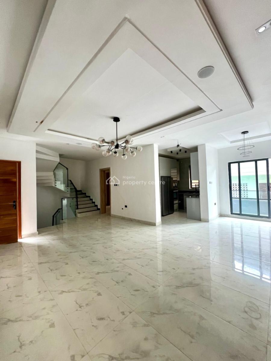 Well Built 4bedroom Terrace Duplex with a Bq, Lekki Phase 1, Lekki, Lagos, Terraced Duplex for Sale