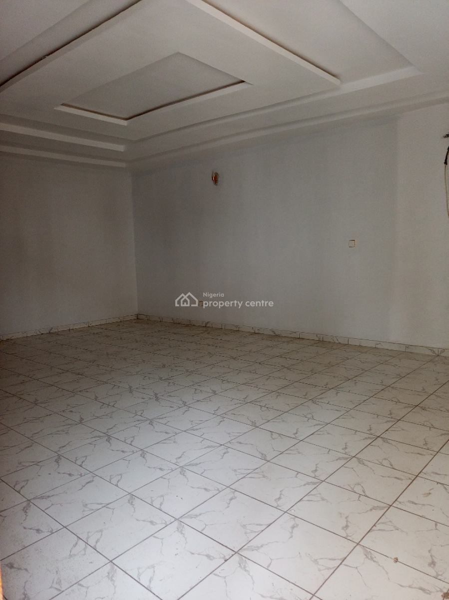 Distress Large 4bedroom Semi Detached with Bq Security House, Ologolo, Lekki, Lagos, Semi-detached Duplex for Sale