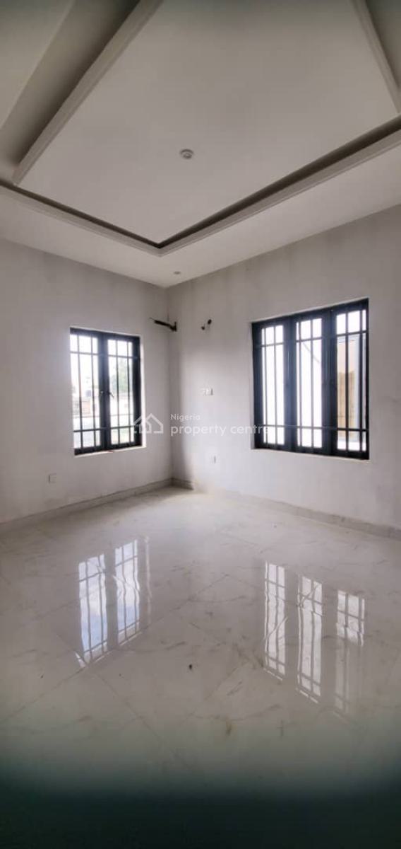 Serviced 3 Bedroom Flat, Adeniyi Jones, Ikeja, Lagos, Flat / Apartment for Rent
