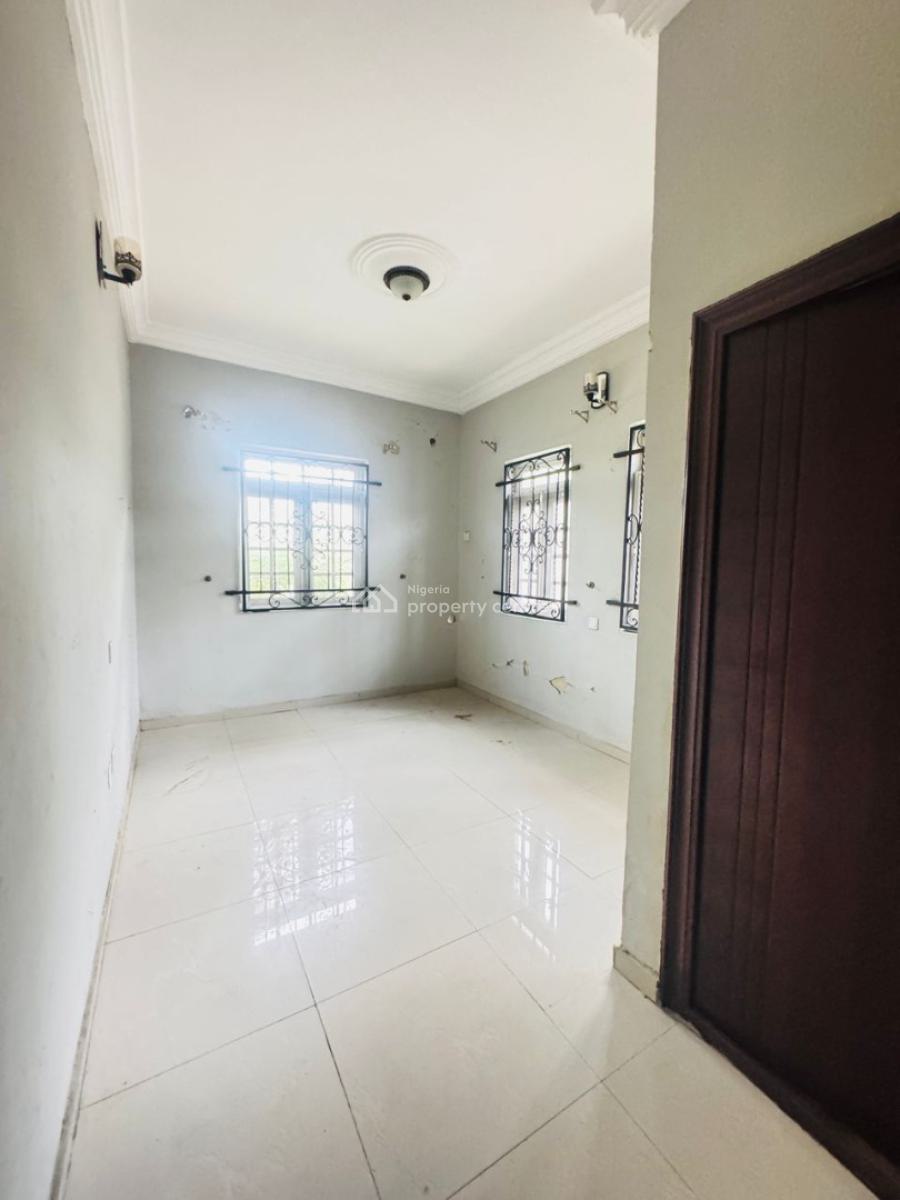 4 Bedrooms Detached Duplex with a Bq, Lekki Phase 1, Lekki, Lagos, Commercial Property for Rent