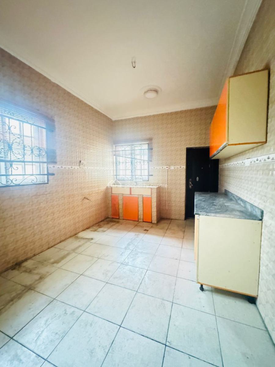 4 Bedrooms Detached Duplex with a Bq, Lekki Phase 1, Lekki, Lagos, Commercial Property for Rent