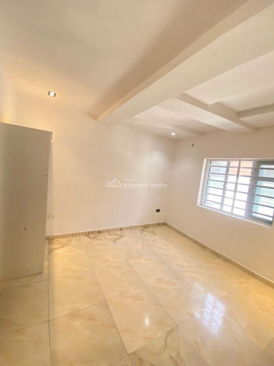 Standard 2 Bedroom Apartment, Lekki Phase1 Lekki Lagos, Lekki Phase 1, Lekki, Lagos, Flat / Apartment for Rent