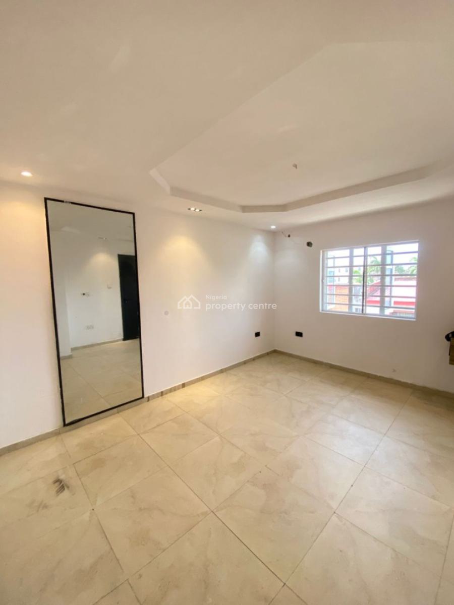 Tastefully Finished & Self Service 2 Bedrooms Apartment, Off Admiralty Way, Lekki Phase 1, Lekki, Lagos, Flat / Apartment for Rent