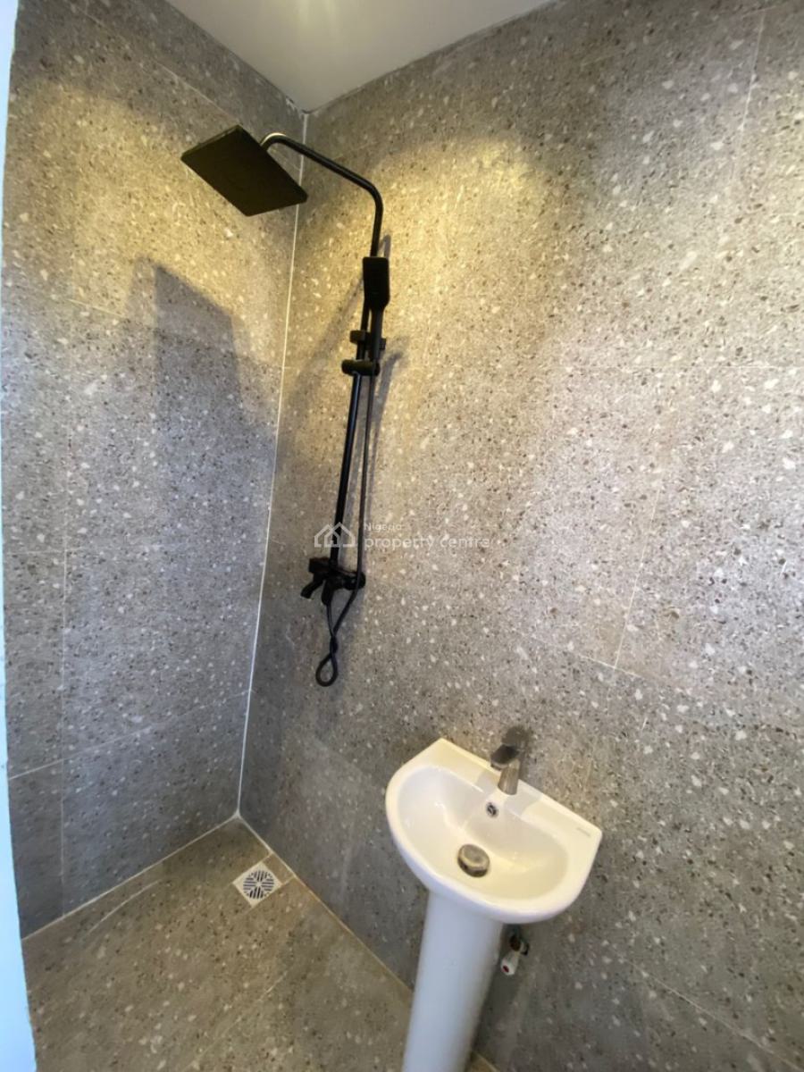 Tastefully Finished & Self Service 2 Bedrooms Apartment, Off Admiralty Way, Lekki Phase 1, Lekki, Lagos, Flat / Apartment for Rent