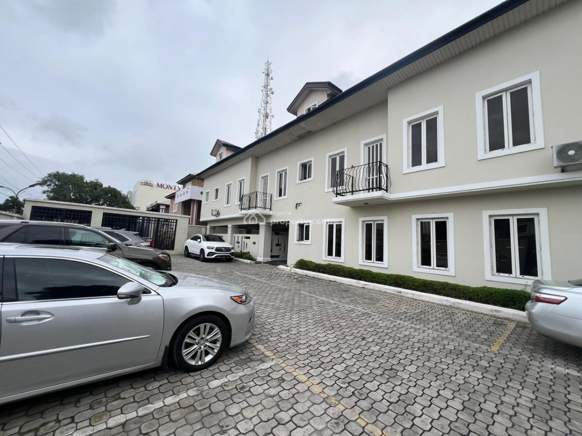 3 Bedrooms Apartment, Lekki Phase 1, Lekki, Lagos, Flat / Apartment for Rent