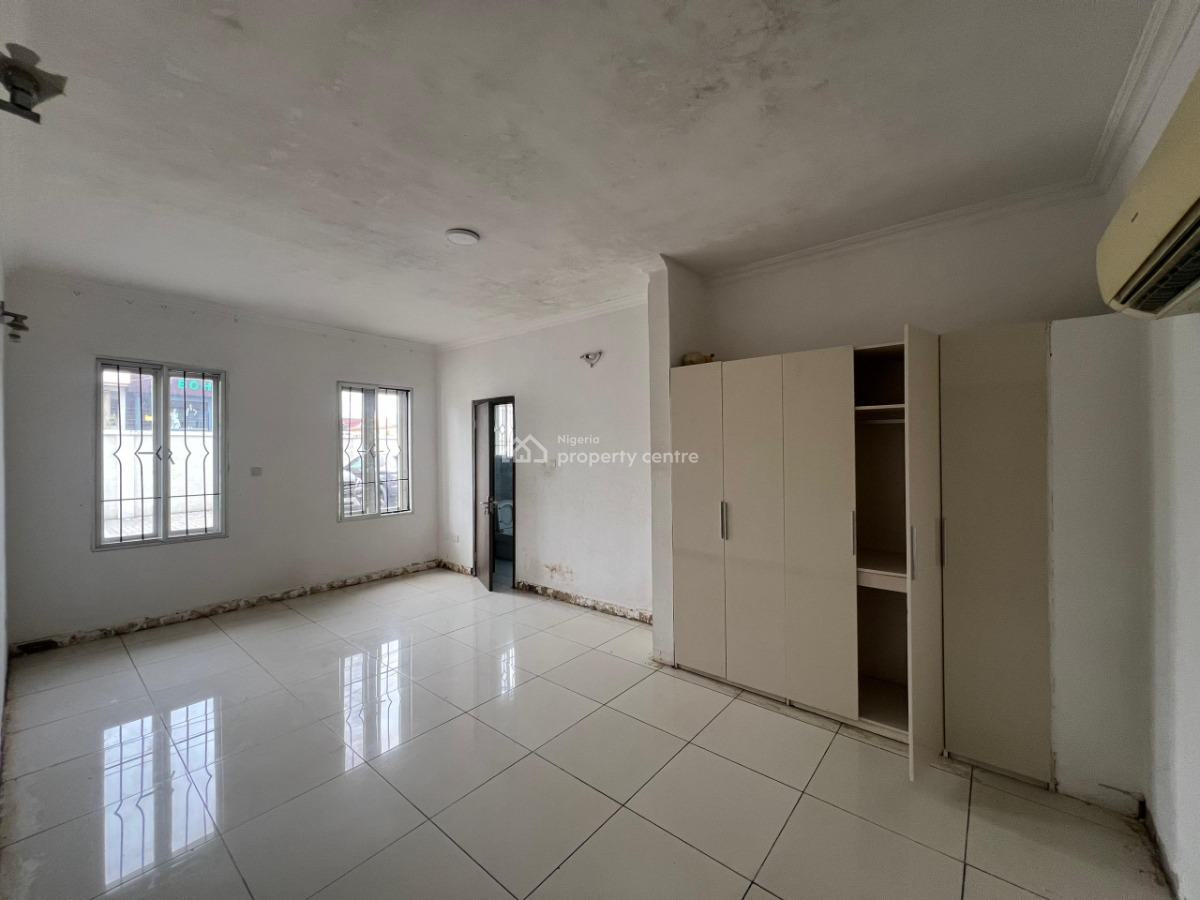 3 Bedrooms Apartment, Lekki Phase 1, Lekki, Lagos, Flat / Apartment for Rent