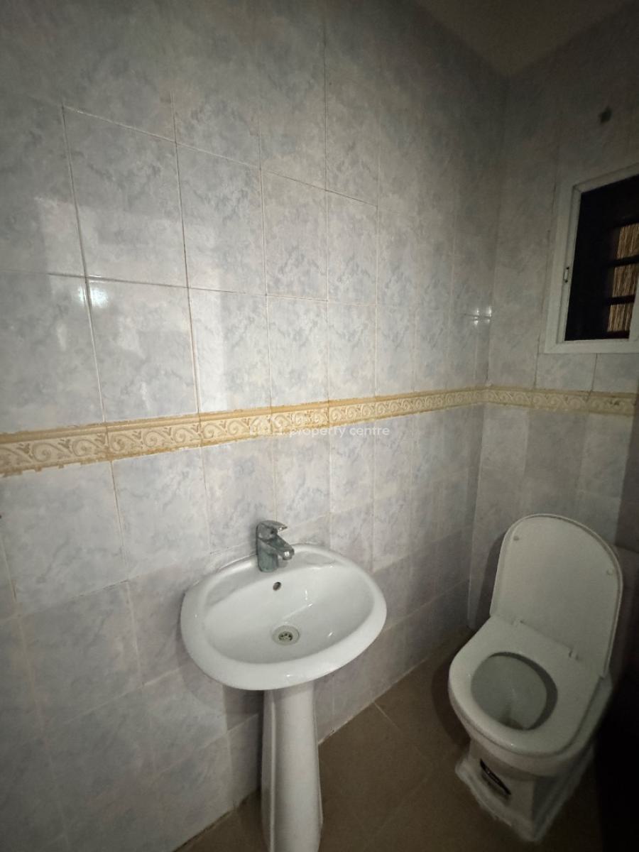 Beautiful 3 Bed Apartment with Bq, Lekki Phase 1, Lekki, Lagos, Flat / Apartment for Rent