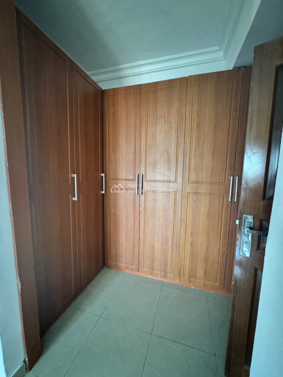 Beautiful 3 Bed Apartment with Bq, Lekki Phase 1, Lekki, Lagos, Flat / Apartment for Rent