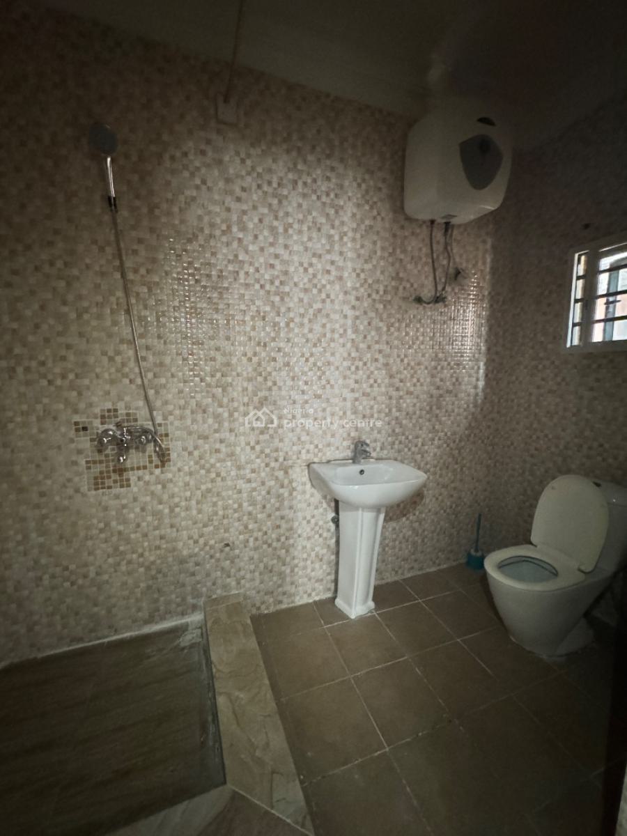 Beautiful 3 Bed Apartment with Bq, Lekki Phase 1, Lekki, Lagos, Flat / Apartment for Rent