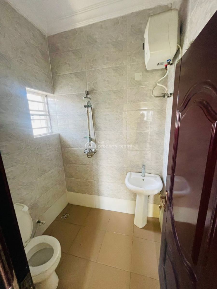 Upscale Living: Spacious 2-bedroom Apartment, Ogidan, Sangotedo, Ajah, Lagos, Flat / Apartment for Rent