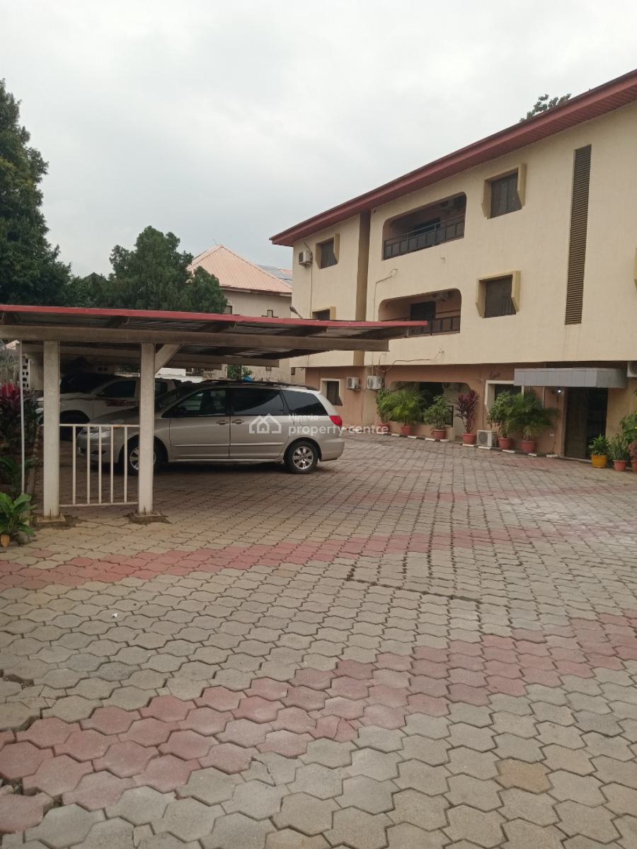 a Very Good Serviced & Spacious 3 Bedroom Flat, Wuse 2, Abuja, Flat / Apartment for Rent