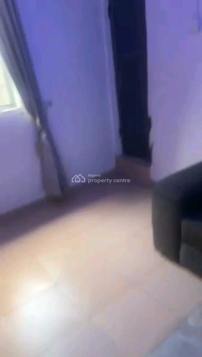 Standard and Spacious 2 Bedroom Flat for Lease, Obanikoro, Shomolu, Lagos, Flat / Apartment for Sale