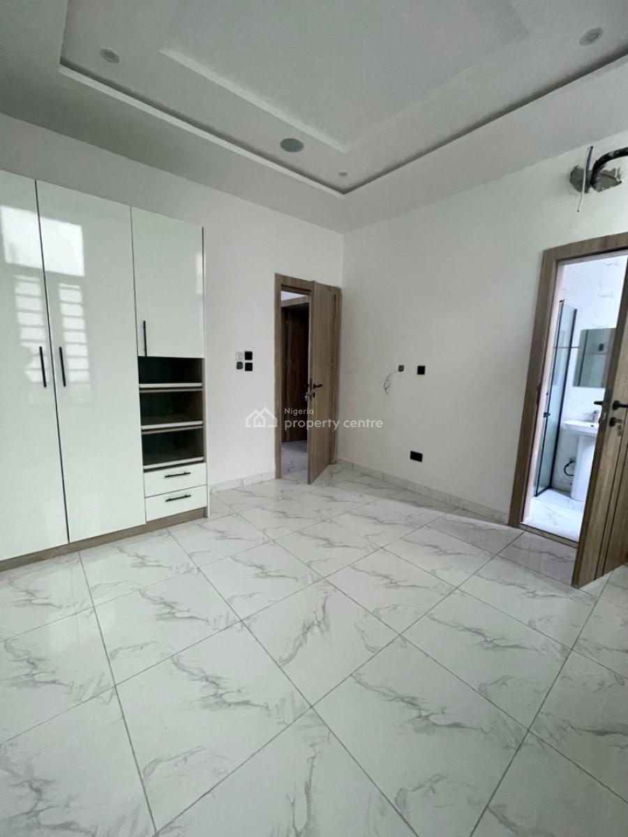 Spacious 4 Bedroom Terrace Duplex, Ologolo, Lekki, Lagos, Terraced Duplex for Sale