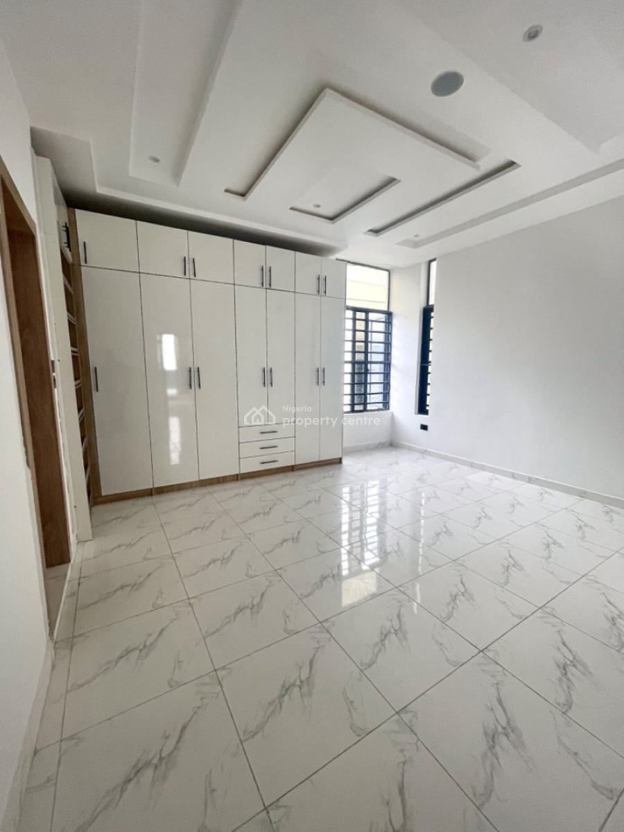 Spacious 4 Bedroom Terrace Duplex, Ologolo, Lekki, Lagos, Terraced Duplex for Sale