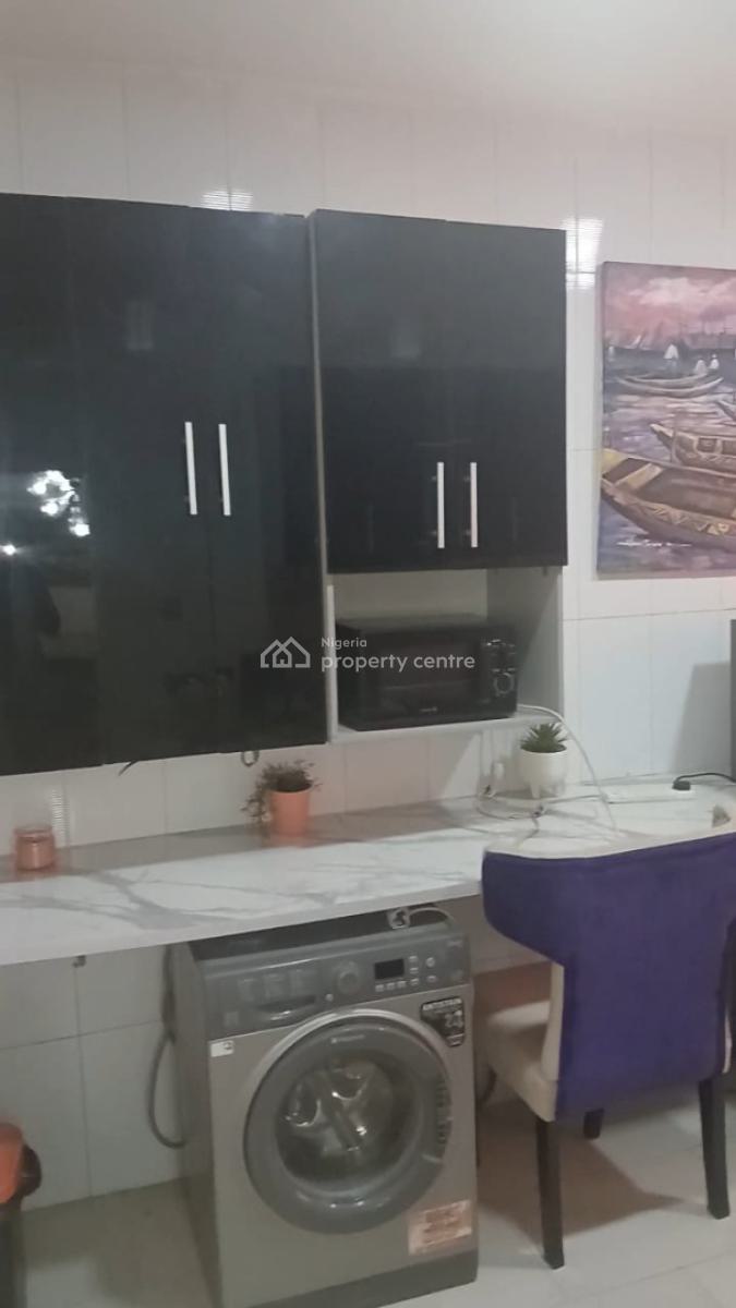 Luxury 3 Bedroom Flat with Bq in a Secured Estate, Off Abisogun Street, Oniru, Victoria Island (vi), Lagos, Flat / Apartment for Sale