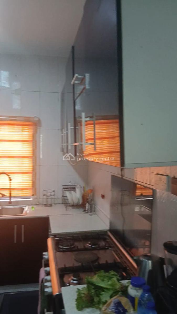 Luxury 3 Bedroom Flat with Bq in a Secured Estate, Off Abisogun Street, Oniru, Victoria Island (vi), Lagos, Flat / Apartment for Sale