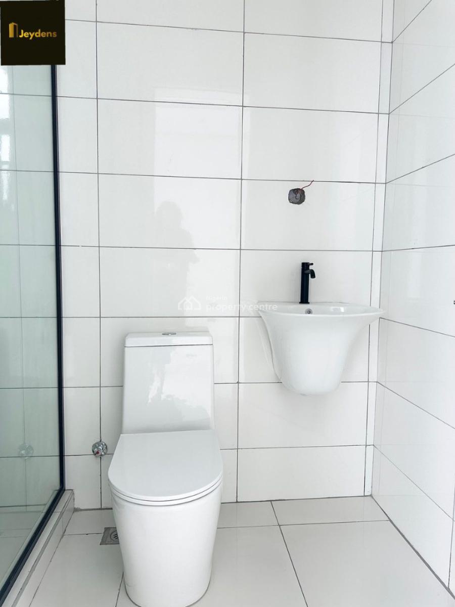 a Neatly and Massively Built Fully Serviced 2 Bedroom Flat, Oniru, Victoria Island (vi), Lagos, Flat / Apartment for Sale