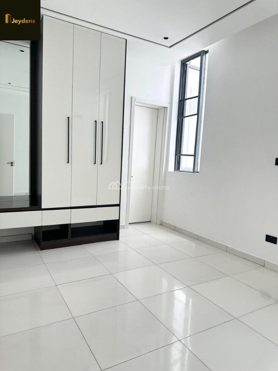 a Neatly and Massively Built Fully Serviced 2 Bedroom Flat, Oniru, Victoria Island (vi), Lagos, Flat / Apartment for Sale
