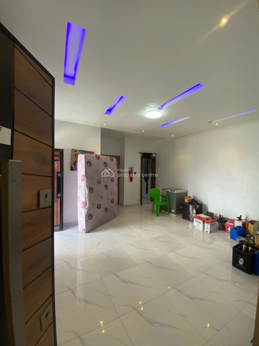 Super Luxurious 2 Bedrooms Flat, Redeem Bus-stop, Ogombo, Ajah, Lagos, Flat / Apartment for Rent