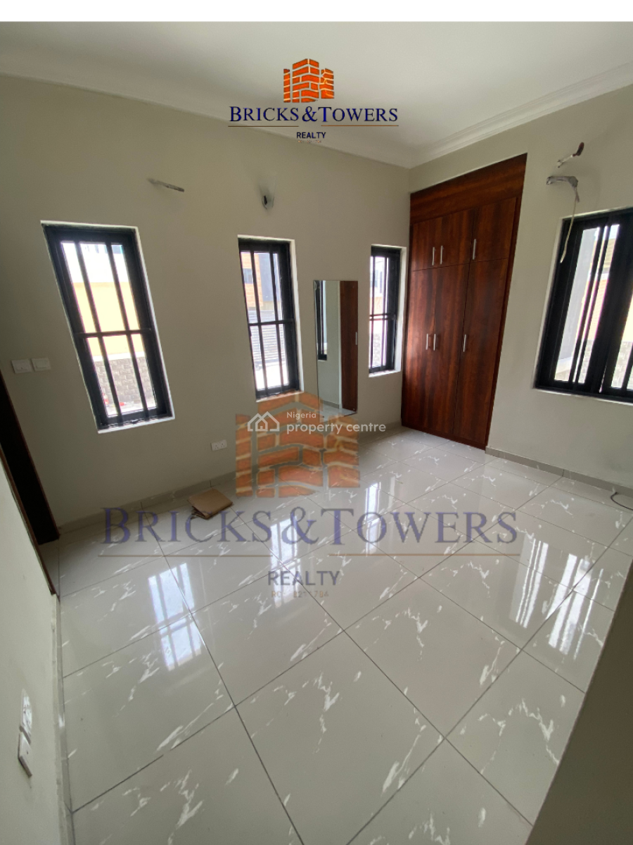 3 Bedrooms Apartment with Bq, Off Freedom Way, Lekki Phase 1, Lekki, Lagos, Flat / Apartment for Rent