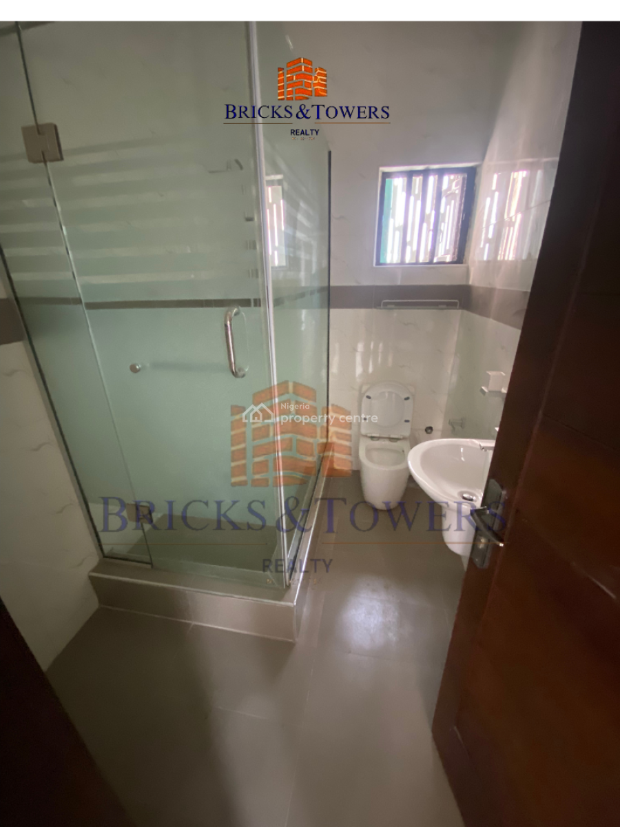 3 Bedrooms Apartment with Bq, Off Freedom Way, Lekki Phase 1, Lekki, Lagos, Flat / Apartment for Rent