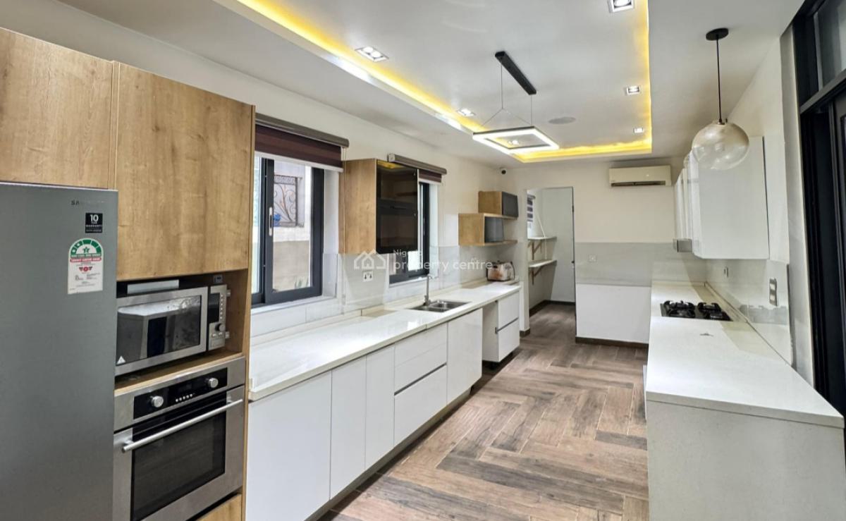 Ultra-luxury 5 Bedrooms Duplex with Bq, Fully Serviced, ., Ikoyi, Lagos, Detached Duplex for Sale