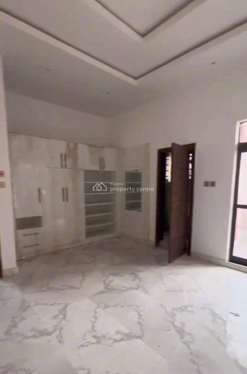 a Standard Lovely Built 5 Bedroom Fully Detached Duplex, Gra Phase 1, Magodo, Lagos, Detached Duplex for Sale