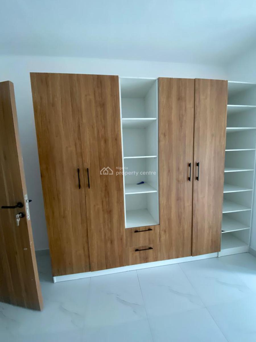 an Executive Two Bedroom Flat, Cedar Crest Estate Opposite Skymall, Lagos Business Schools, Ajah, Lagos, Flat / Apartment for Rent